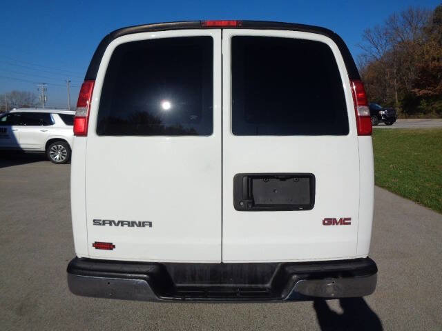 Used 2021 GMC Savana 2500 w/ Driver Convenience Package image 4