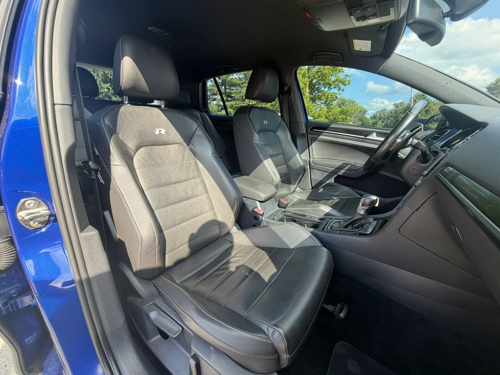 Used 2015 Volkswagen Golf R 4-Door AWD/4WD image 8