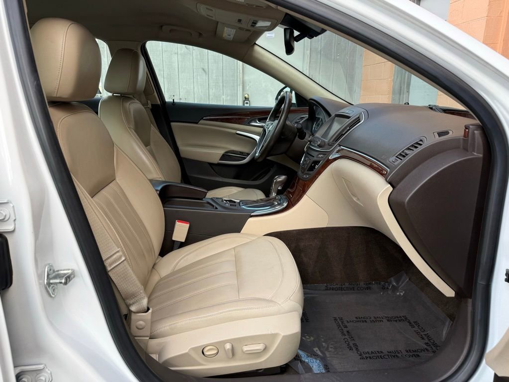 Used 2016 Buick Regal Premium image 17