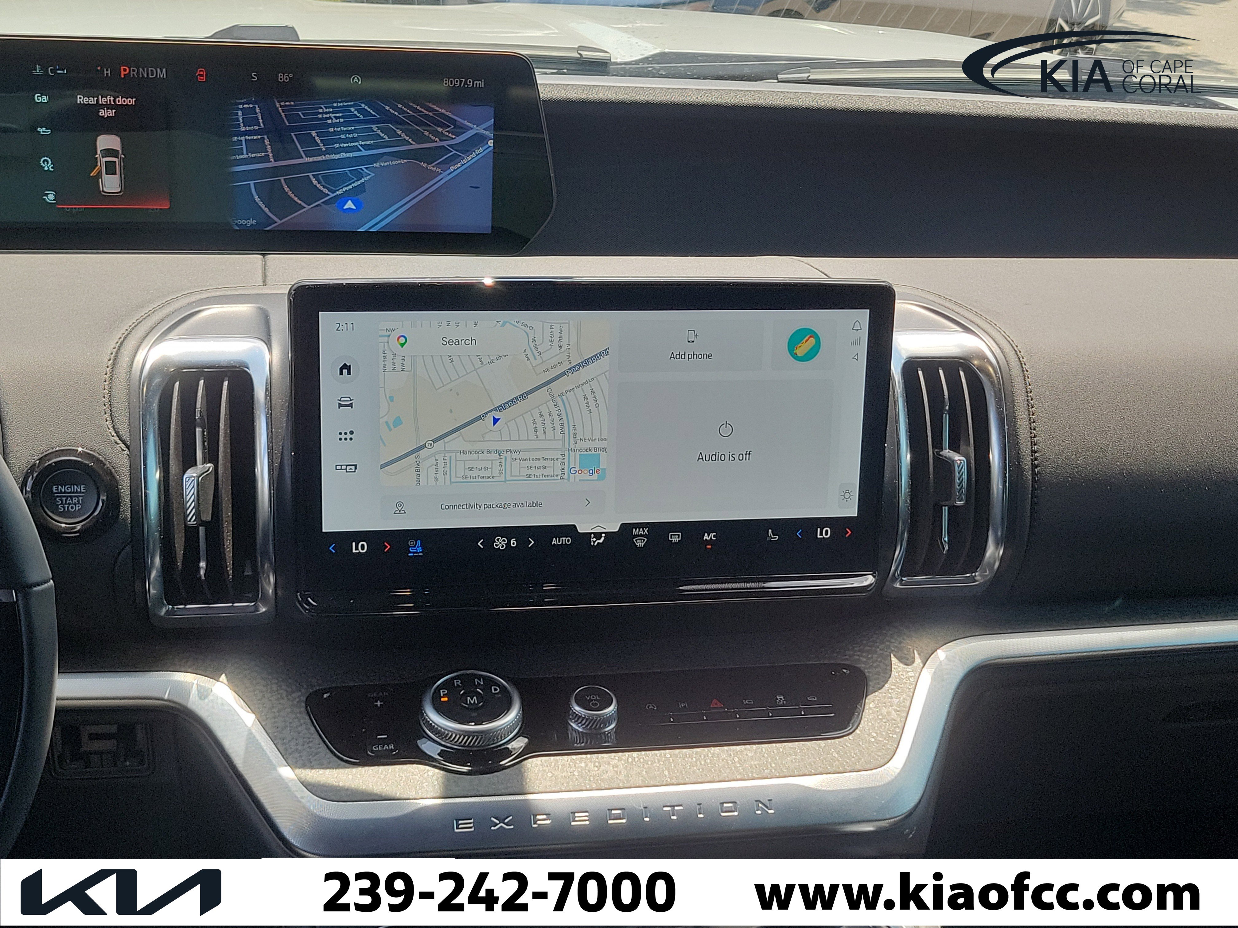 Used 2025 Ford Expedition Tremor image 27