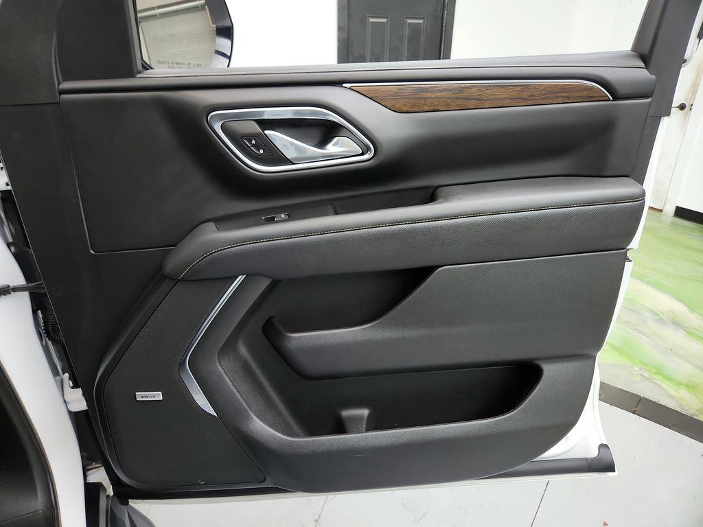 Used 2023 Chevrolet Tahoe Premier AWD/4WD image 27