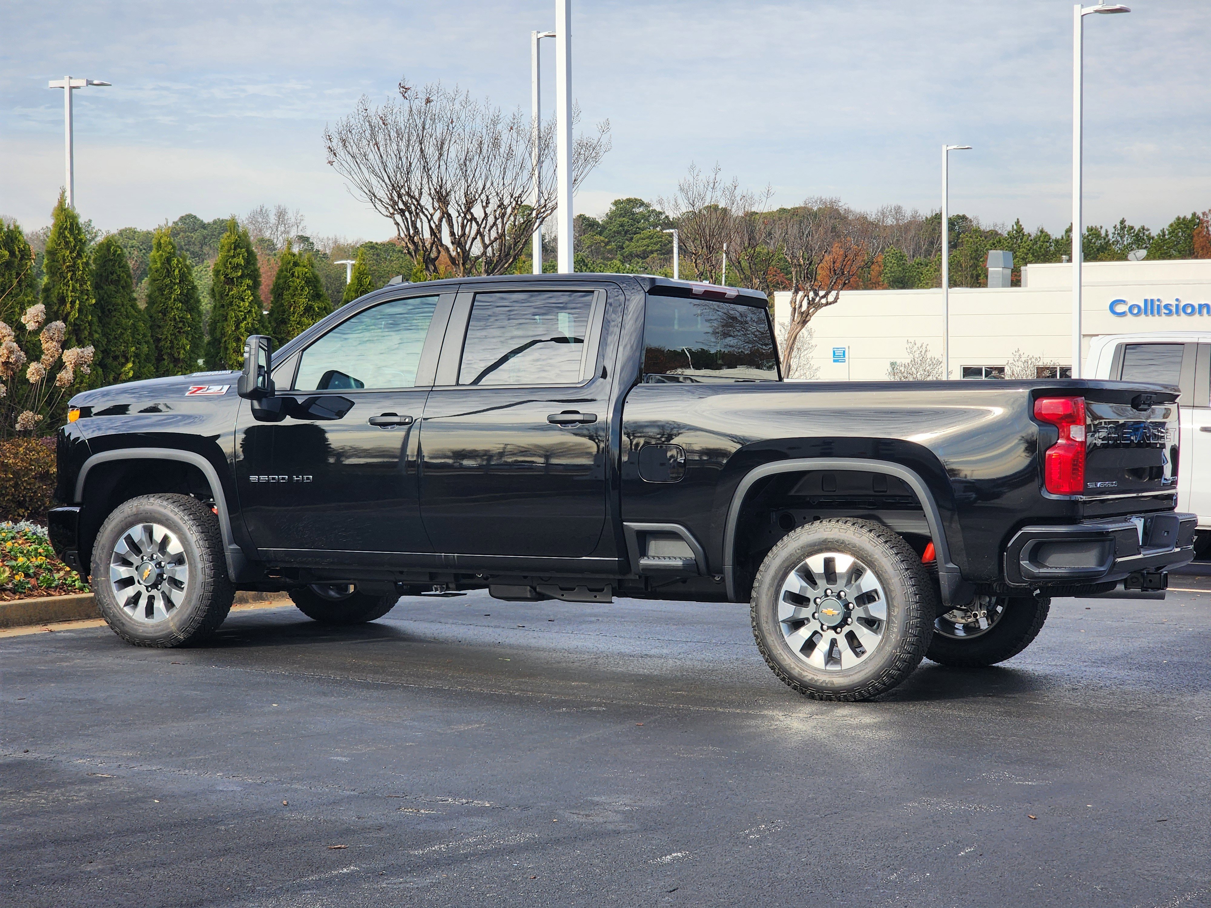 New 2026 Chevrolet Silverado 2500 Custom w/ Custom Value Package image 10