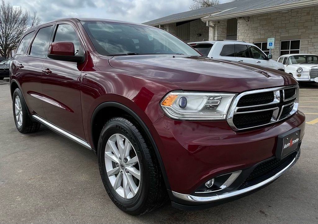 Used 2019 Dodge Durango SXT w/ Trailer Tow Group IV RWD image 3