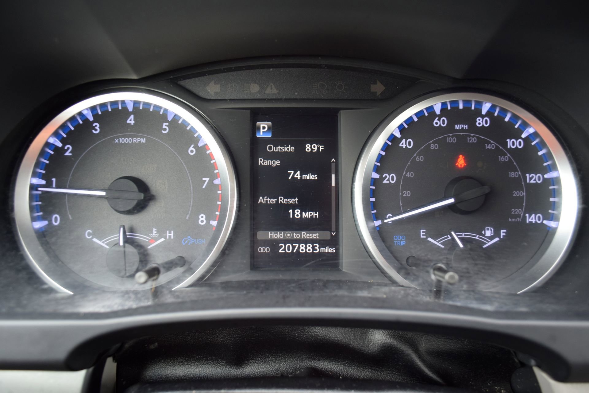 Used 2019 Toyota Highlander LE FWD image 12