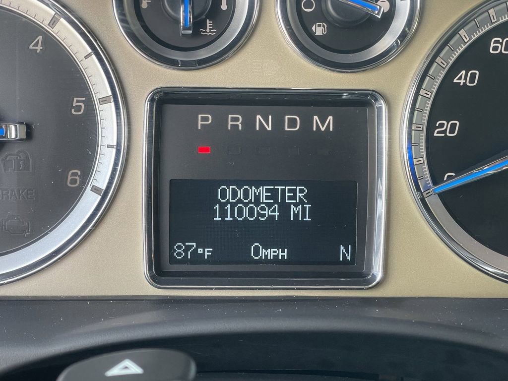 Used 2012 Cadillac Escalade ESV Platinum AWD/4WD image 31