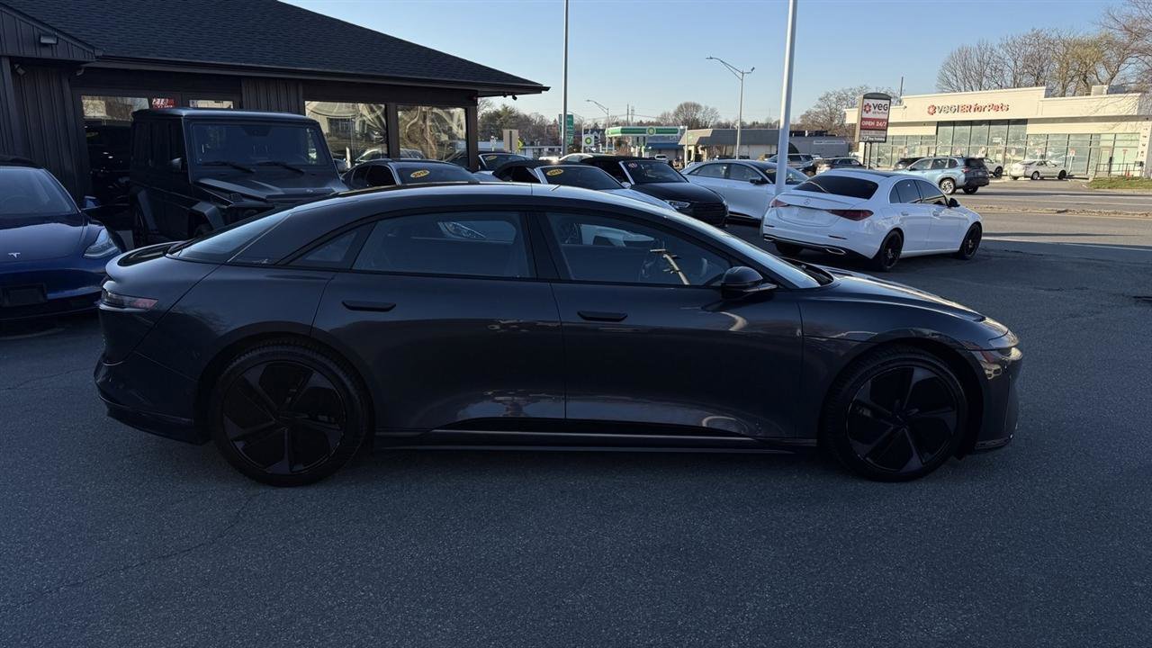 Used 2024 Lucid Air Touring image 18