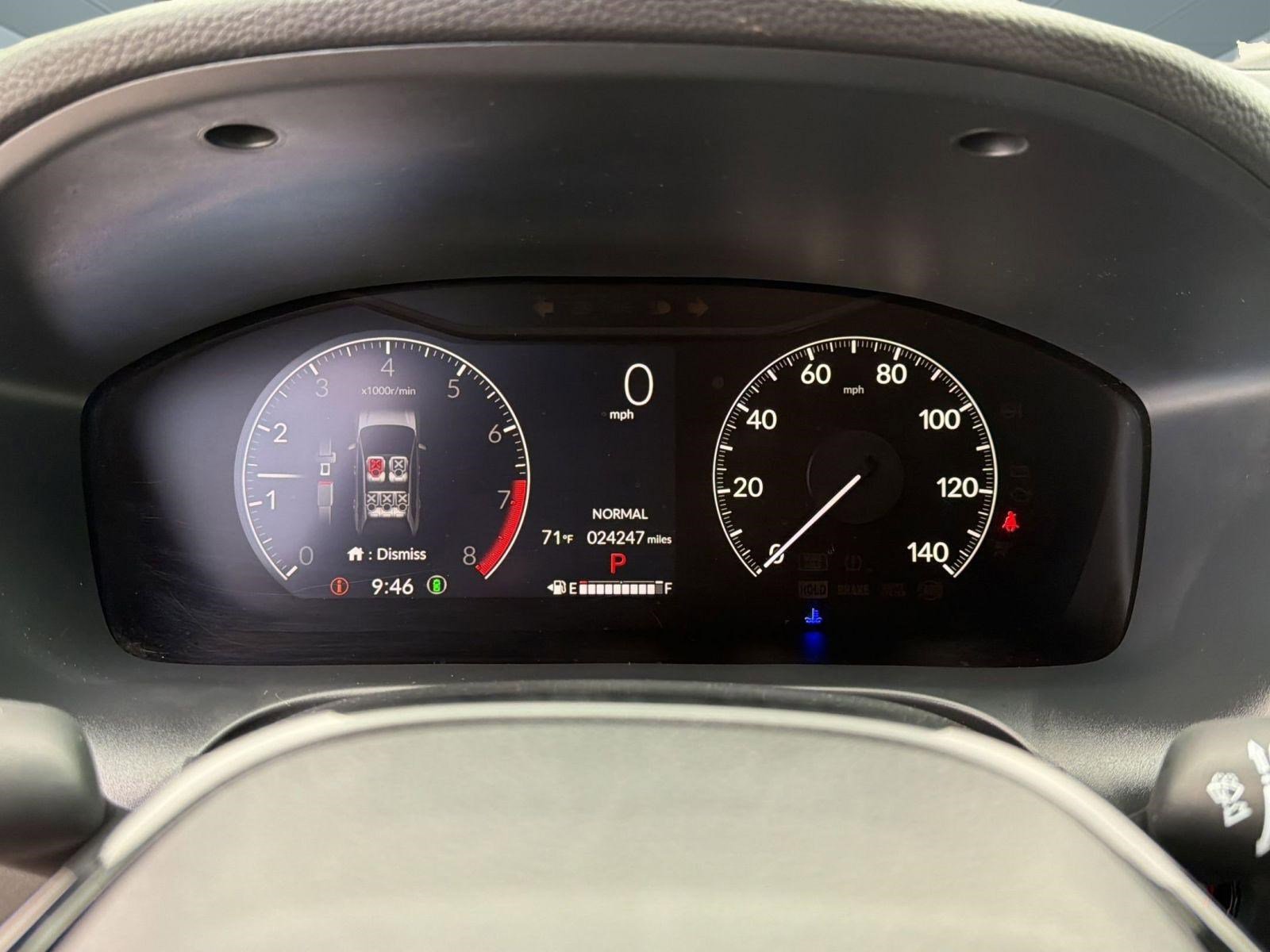 Used 2025 Honda HR-V Sport image 16