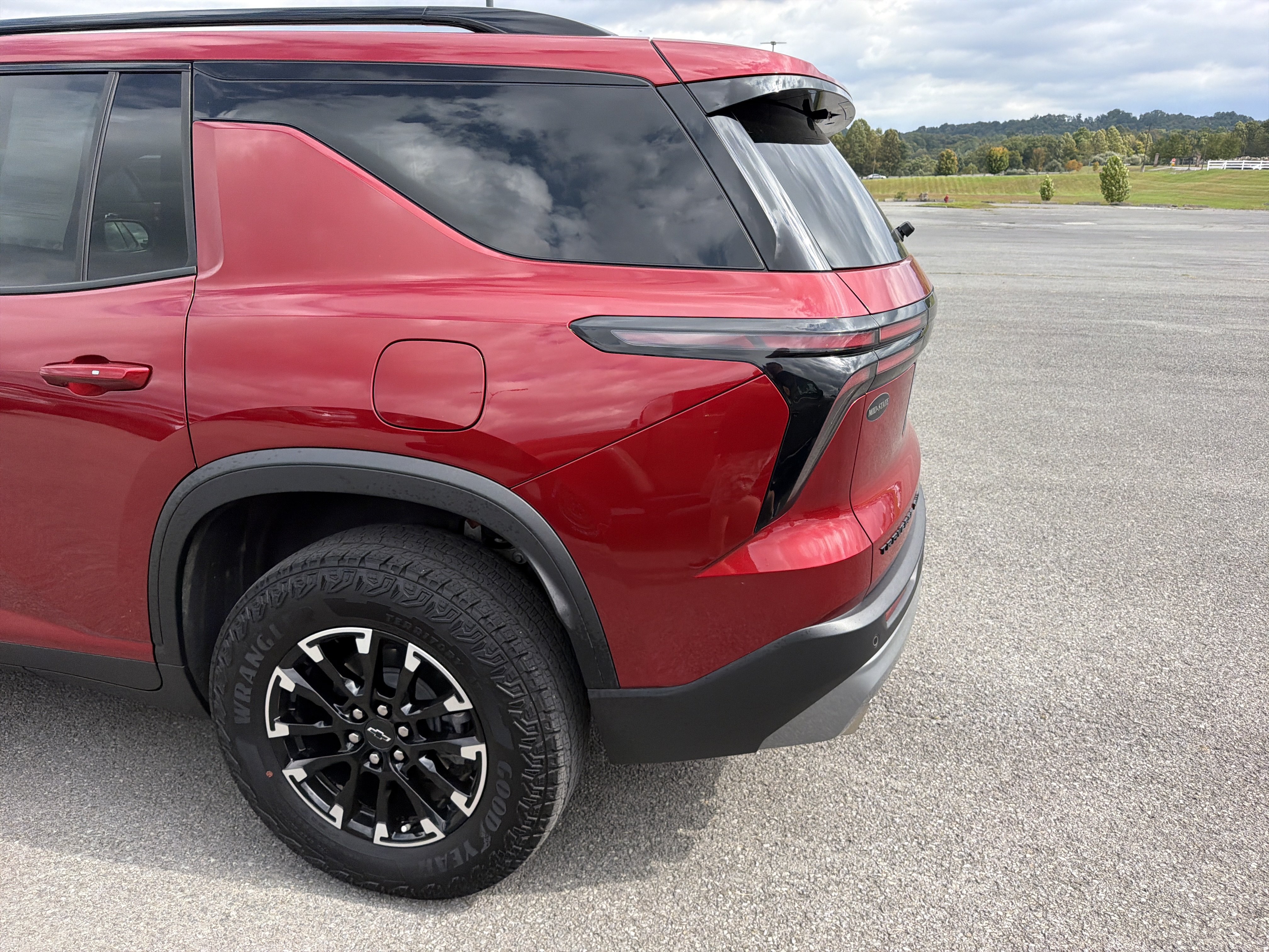 Used 2026 Chevrolet Traverse Z71 w/ Driver Confidence Package AWD/4WD image 7