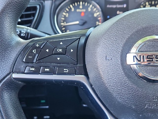 Used 2018 Nissan Rogue Sport S AWD/4WD image 34