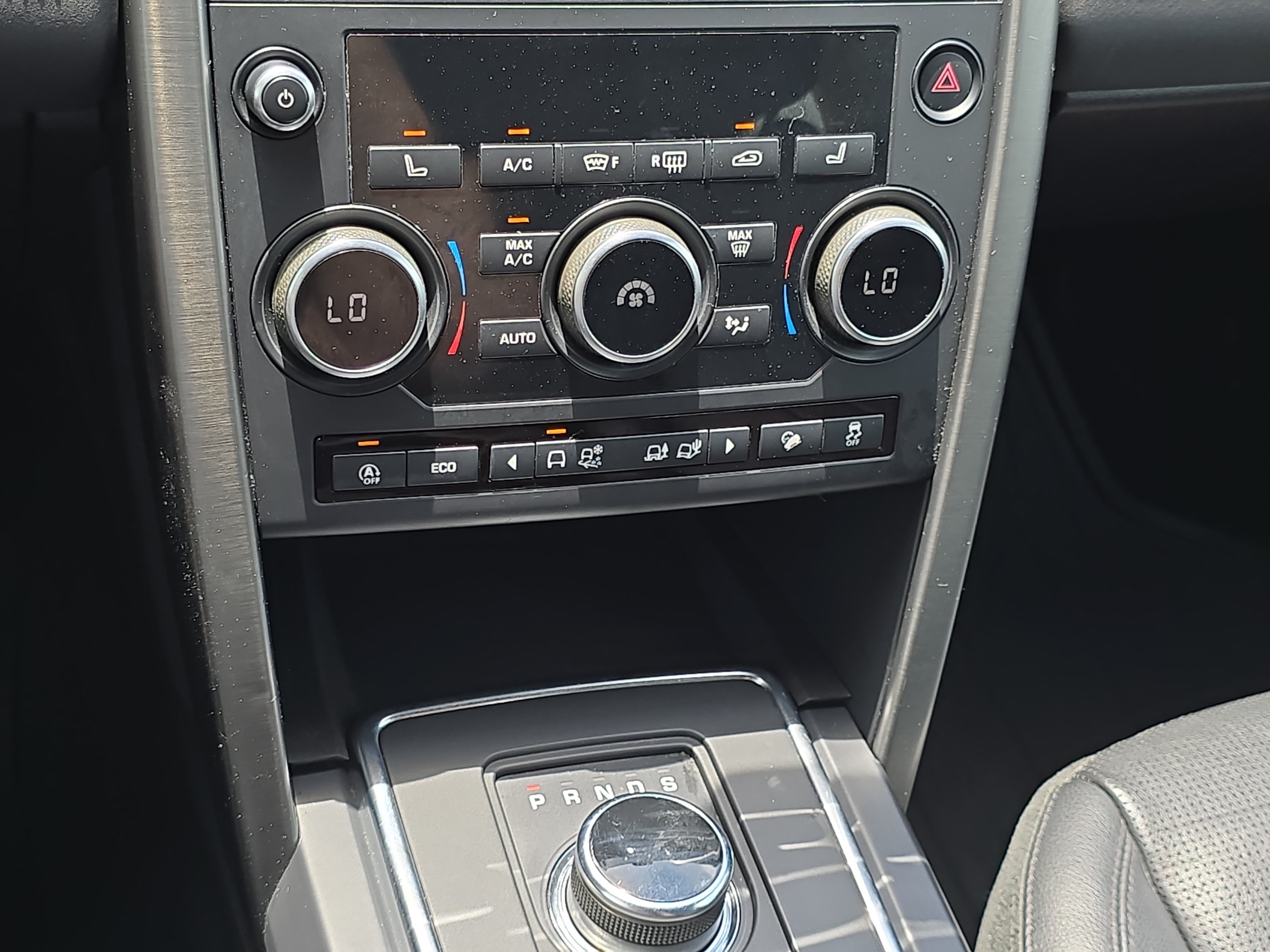 Used 2019 Land Rover Discovery Sport AWD/4WD image 24