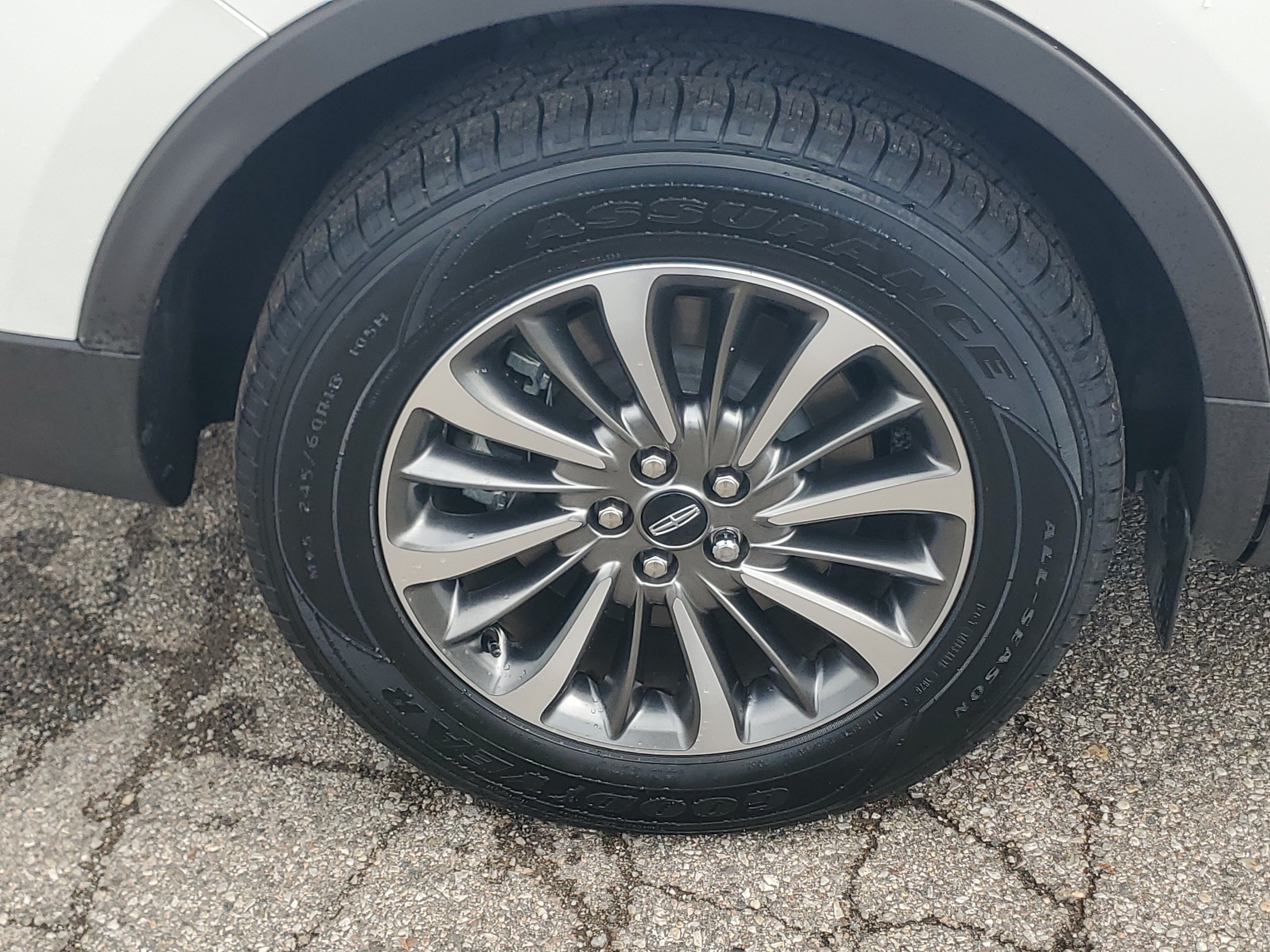 Certified 2023 Lincoln Nautilus AWD w/ Premium Package image 7