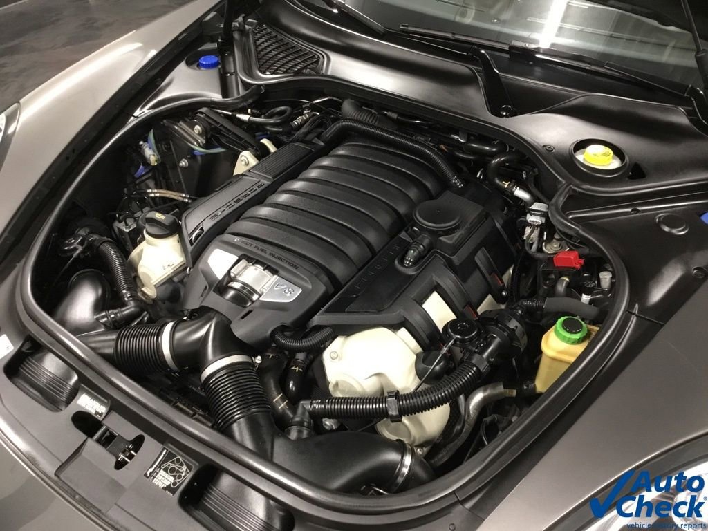 Used 2016 Porsche Panamera GTS image 45