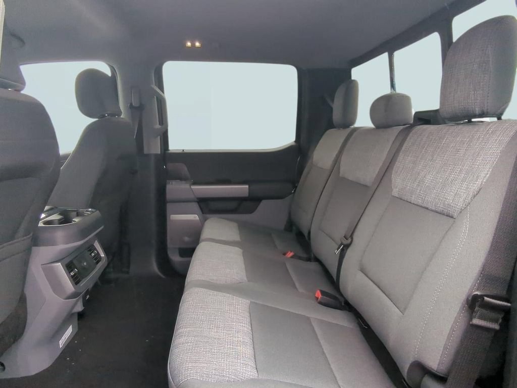 New 2026 Ford F250 XLT w/ XLT Premium Package AWD/4WD image 24