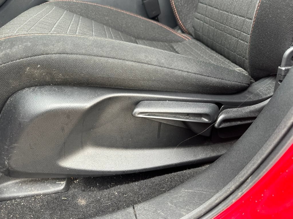 Used 2025 Honda HR-V Sport image 18