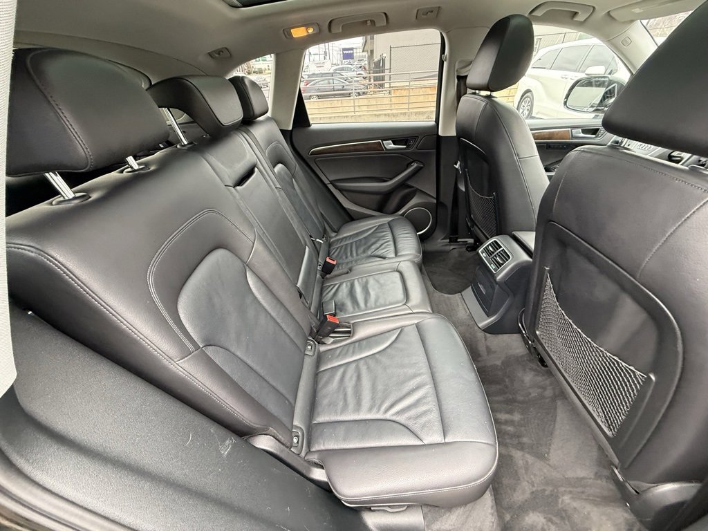 Used 2016 Audi Q5 2.0T Premium Plus w/ Technology Package image 38