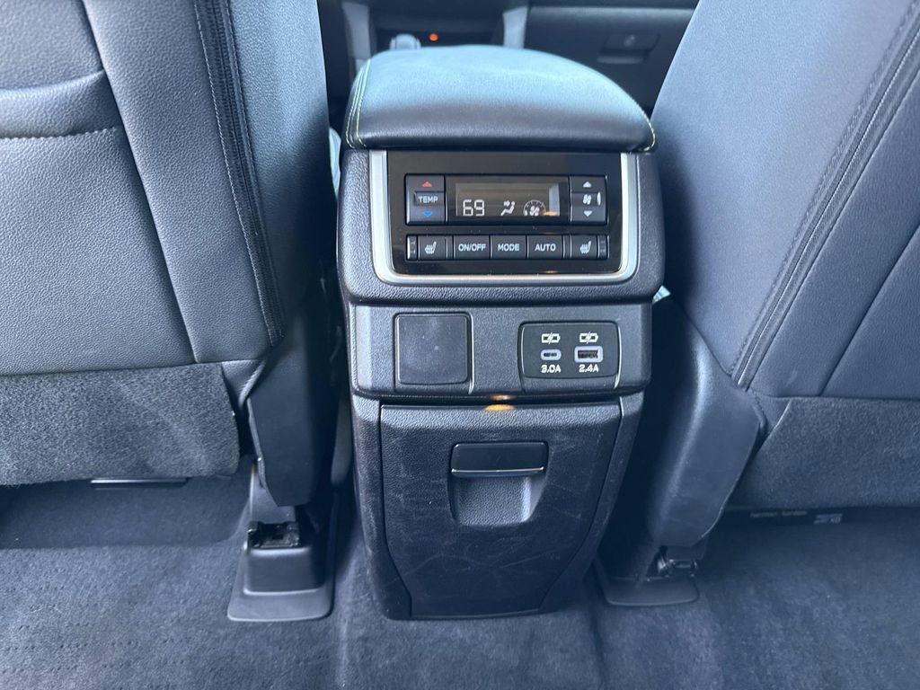 Used 2023 Subaru Ascent Onyx Edition Limited image 21