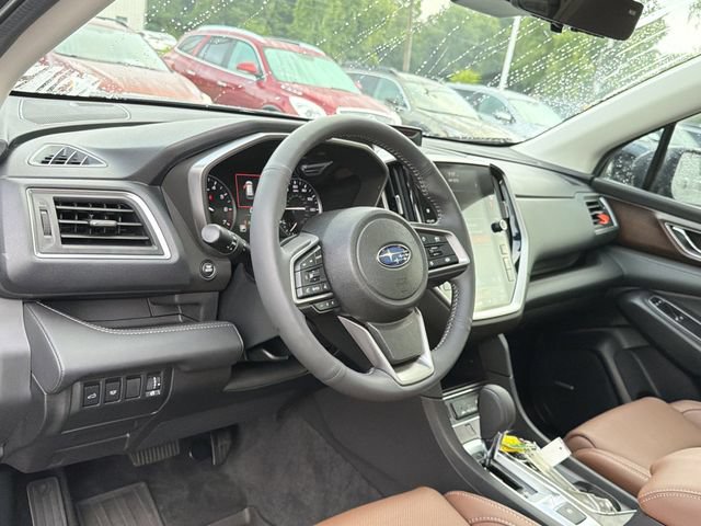 Used 2025 Subaru Ascent Touring w/ Popular Package #2 AWD/4WD image 10