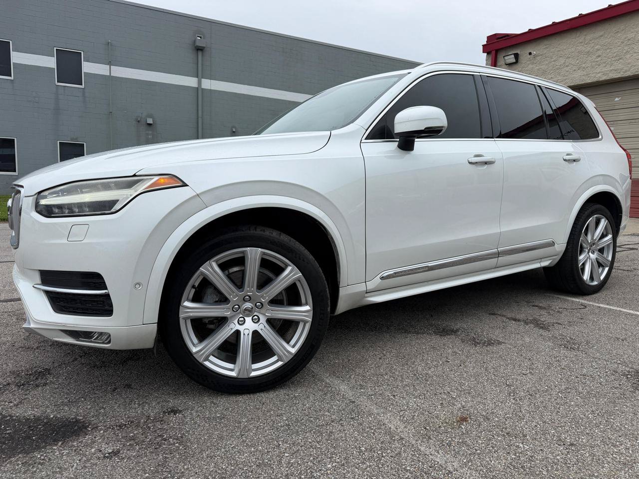 Used 2016 Volvo XC90 T6 Inscription AWD/4WD image 2