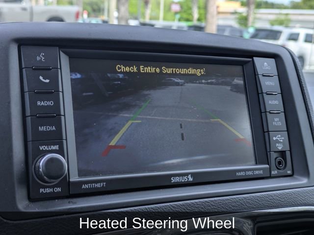 Used 2016 Chrysler Town & Country Touring-L FWD image 27