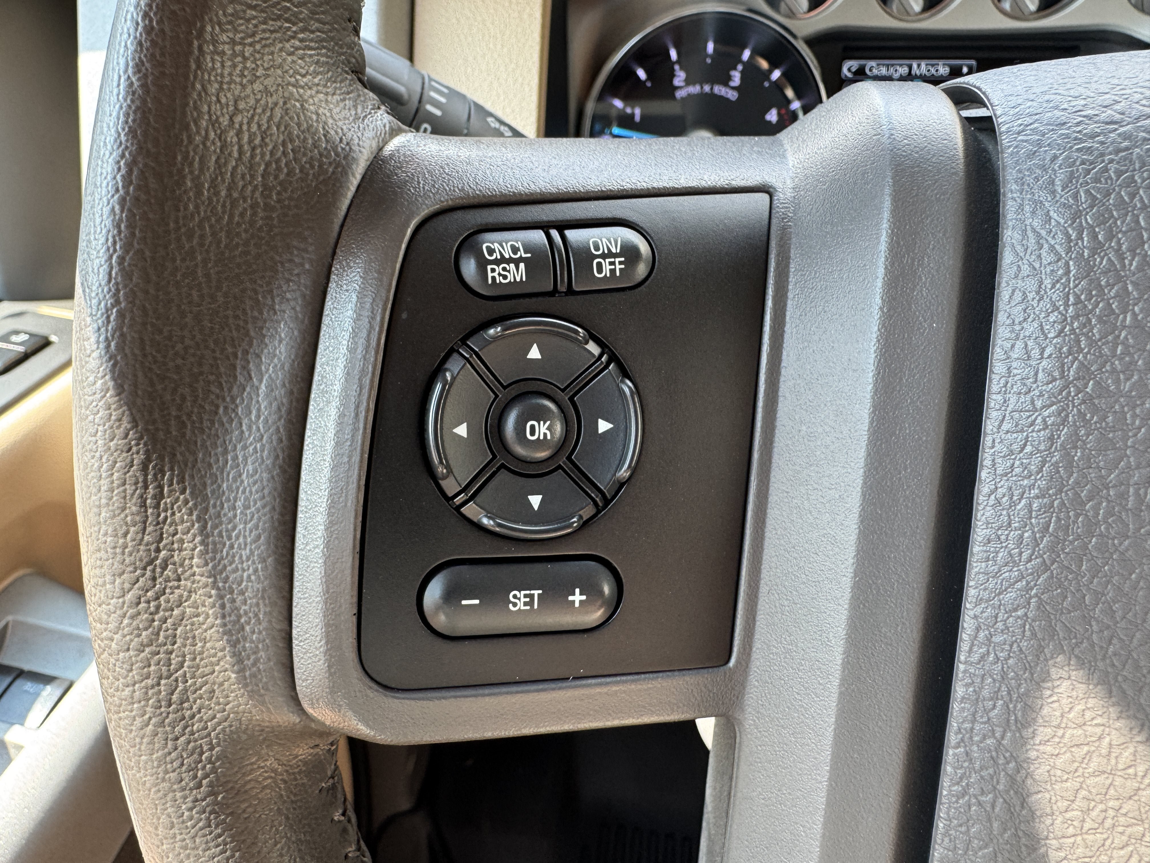 Used 2015 Ford F350 Lariat w/ Lariat Ultimate Package AWD/4WD image 12