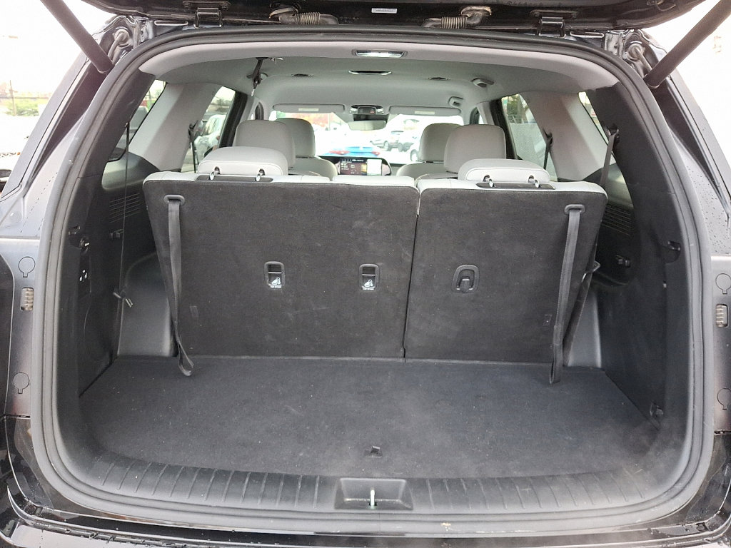 Used 2025 Hyundai Palisade SEL image 17