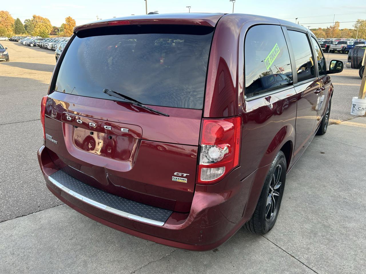 Used 2018 Dodge Grand Caravan GT FWD image 5