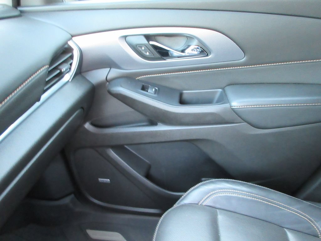 Certified 2021 Chevrolet Traverse Premier w/ LPO, Floor Liner Package AWD/4WD image 37