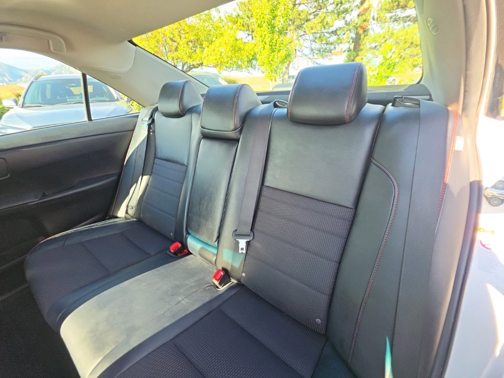 Used 2016 Toyota Camry SE FWD image 21