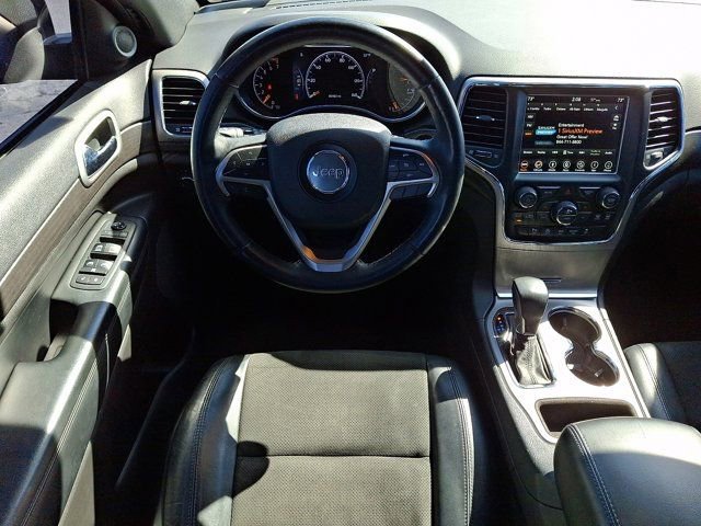 Certified 2018 Jeep Grand Cherokee Altitude AWD/4WD image 14
