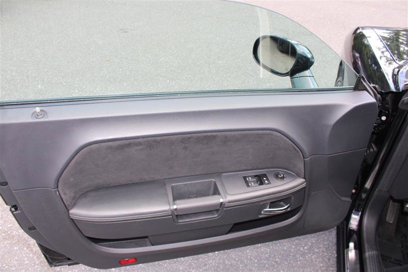 Used 2013 Dodge Challenger SRT8 w/ Harman Kardon Audio Group image 11