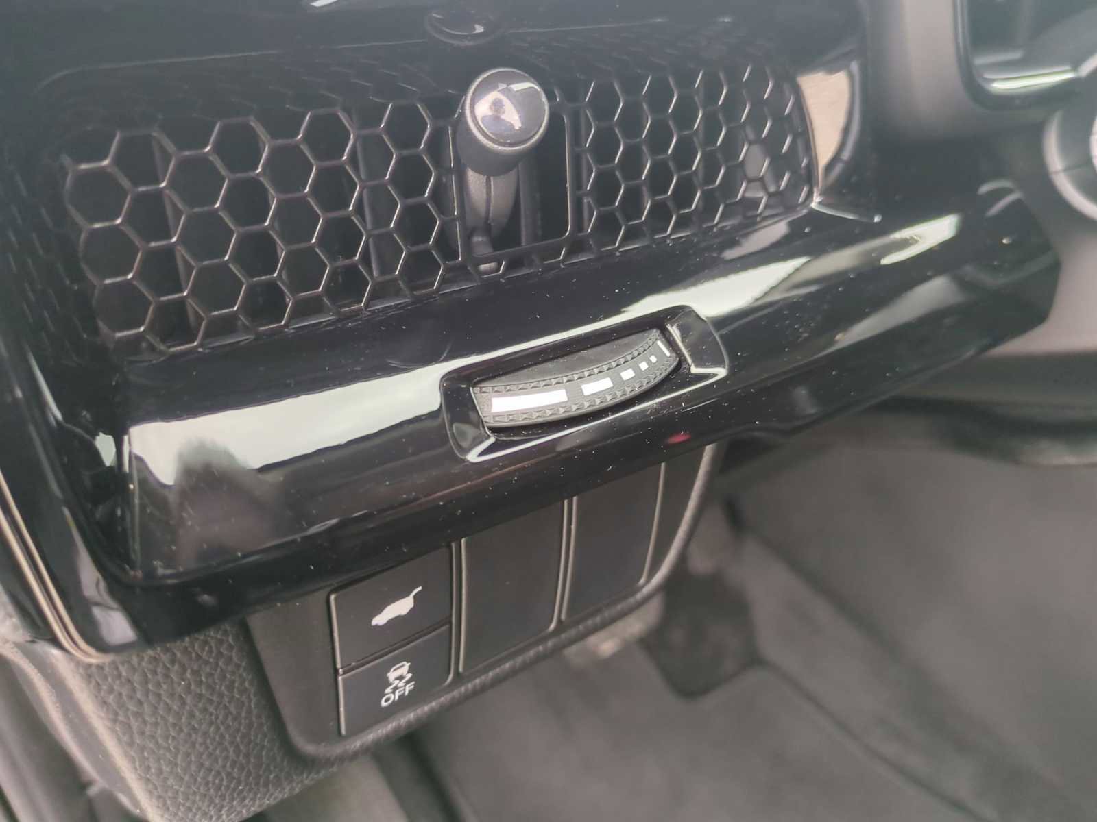 Used 2024 Honda CR-V EX-L image 35