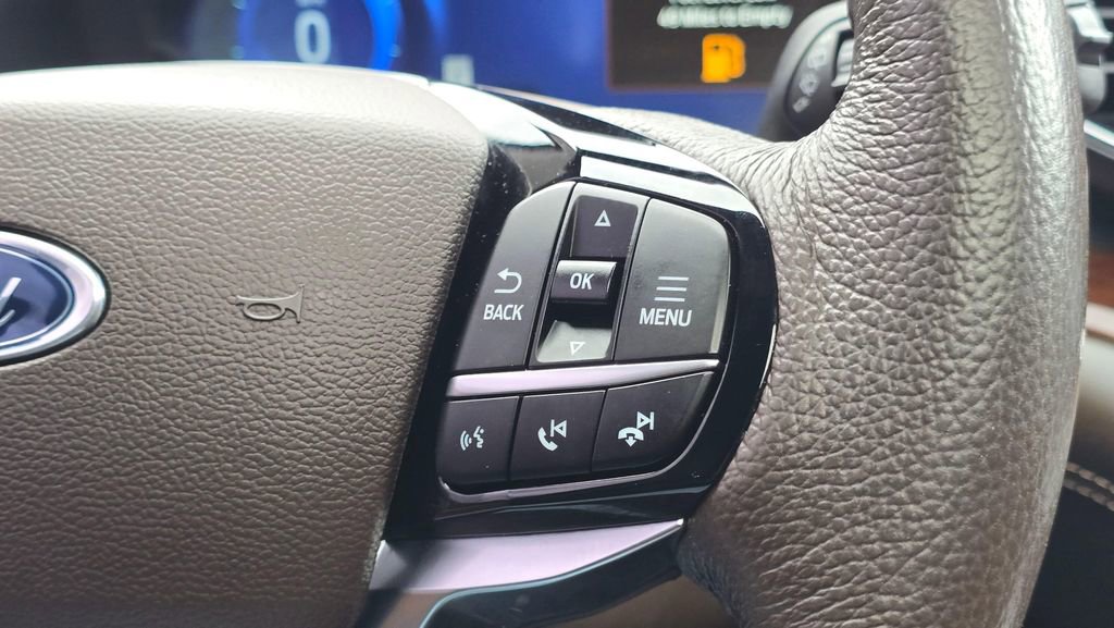 Used 2023 Ford Explorer King Ranch w/ Technology Package AWD/4WD image 29