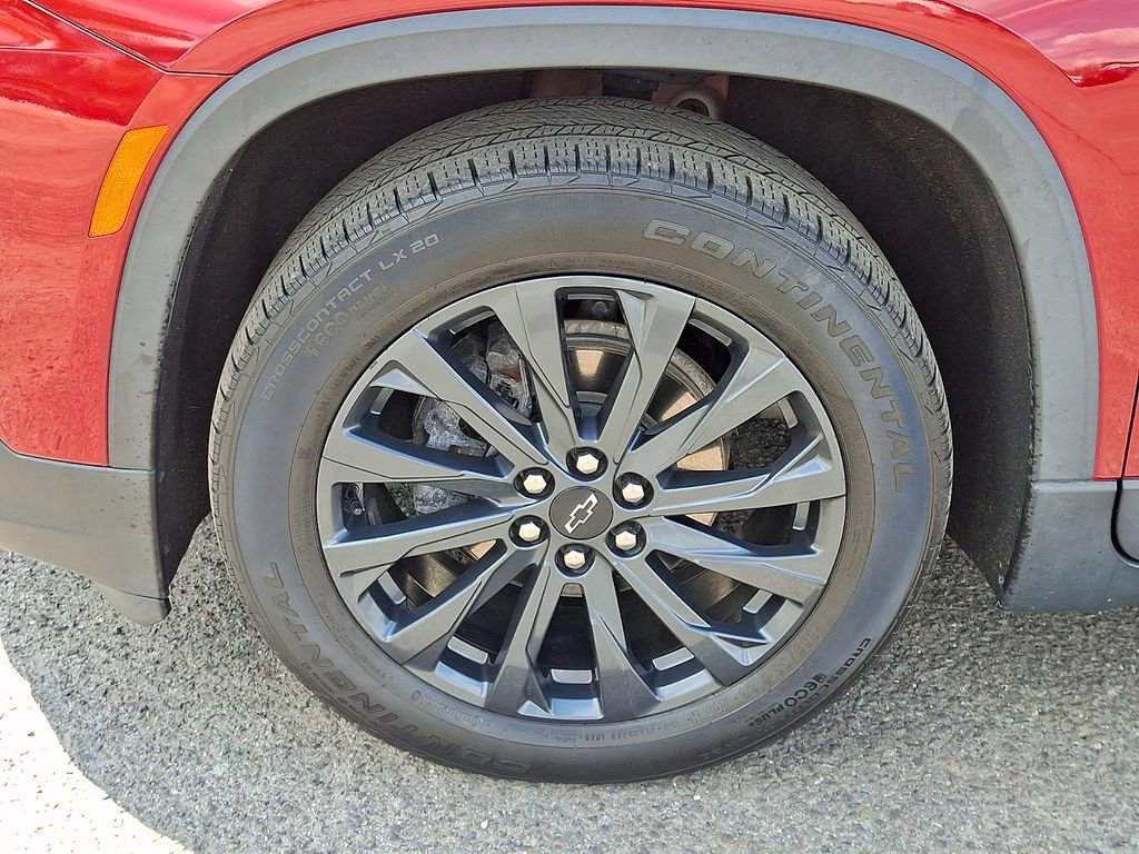 Used 2022 Chevrolet Traverse RS w/ LPO, Floor Liner Package AWD/4WD image 29