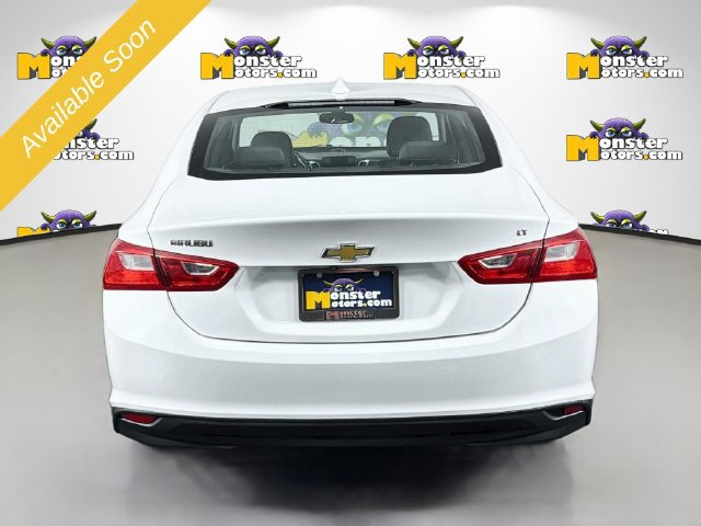 Used 2017 Chevrolet Malibu LT FWD image 6