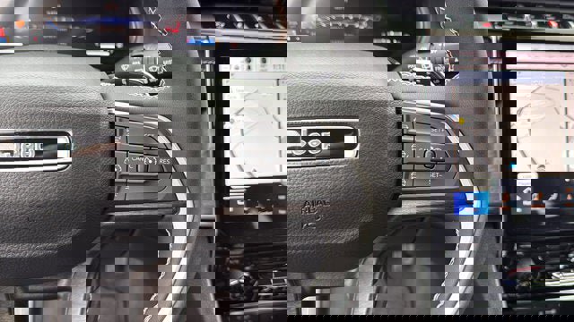 Certified 2023 Jeep Grand Cherokee Limited AWD/4WD image 15