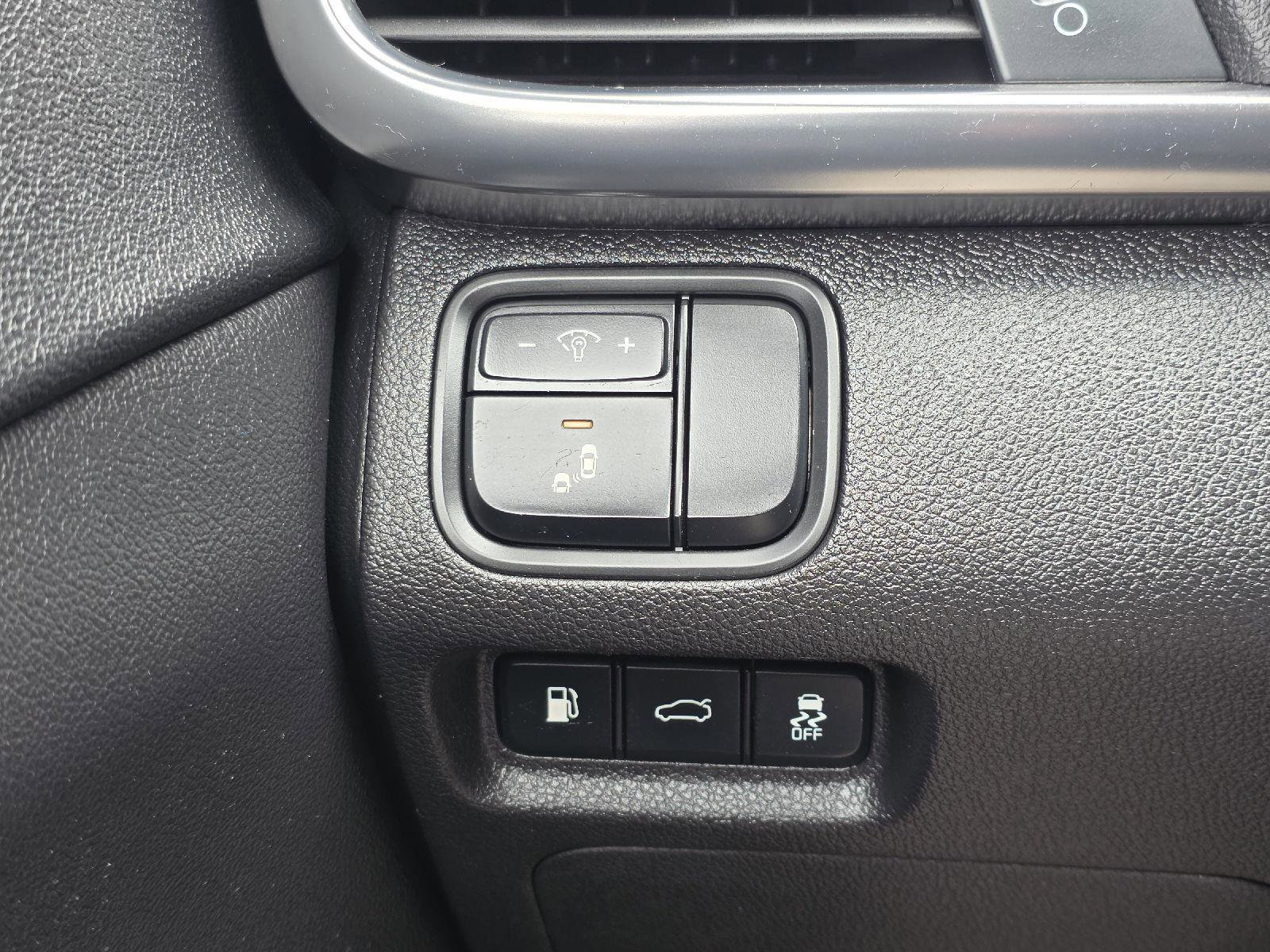 Used 2018 Kia Optima SX image 11