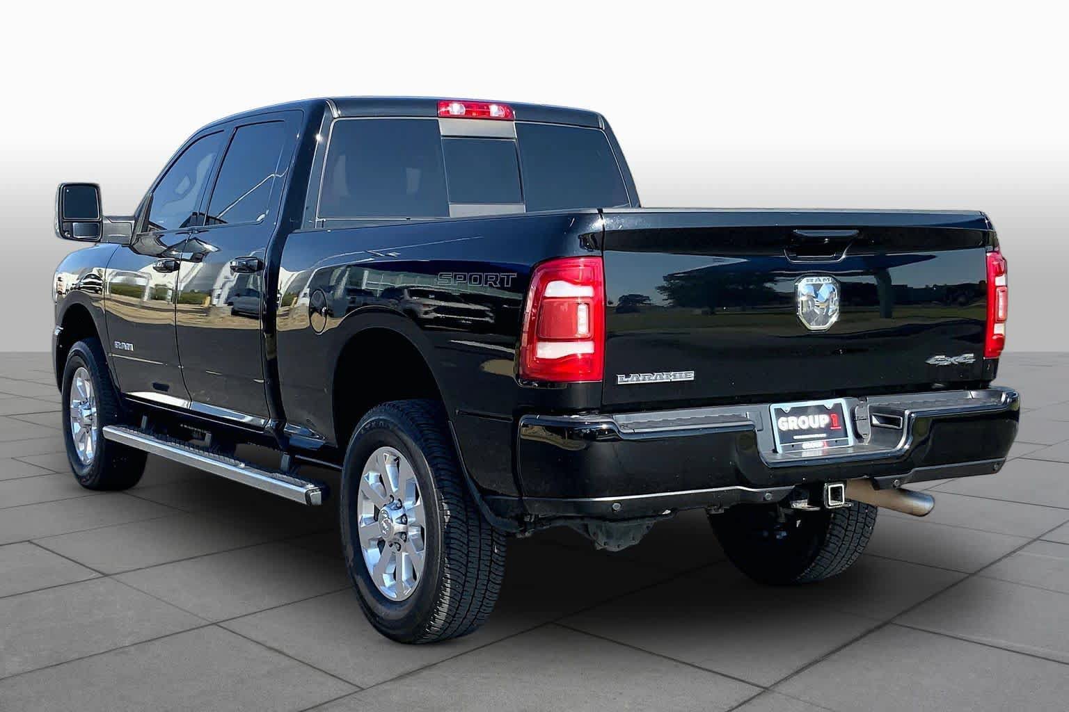 Used 2023 RAM 2500 Laramie AWD/4WD image 11