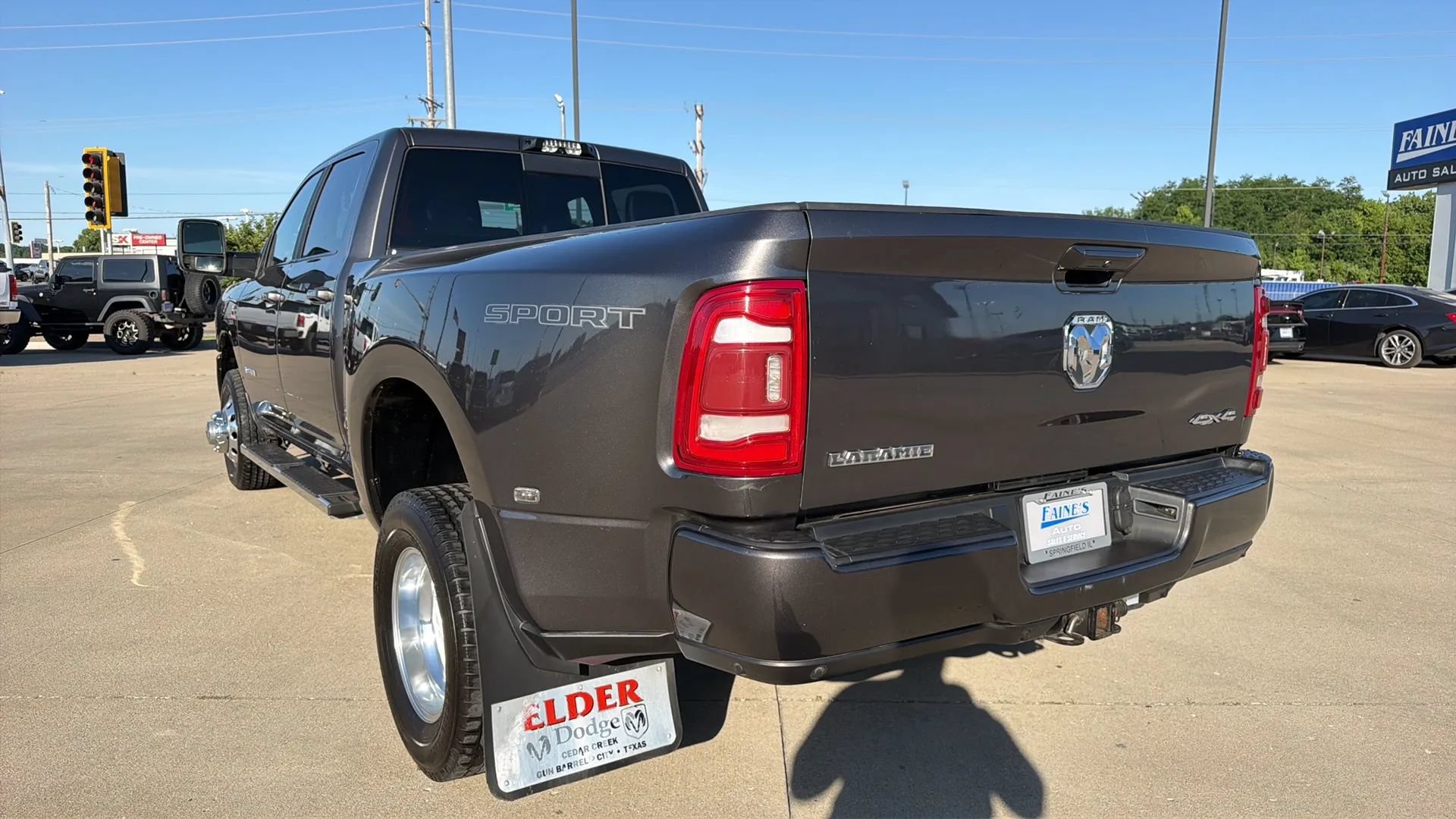 Used 2023 RAM 3500 Laramie AWD/4WD image 17
