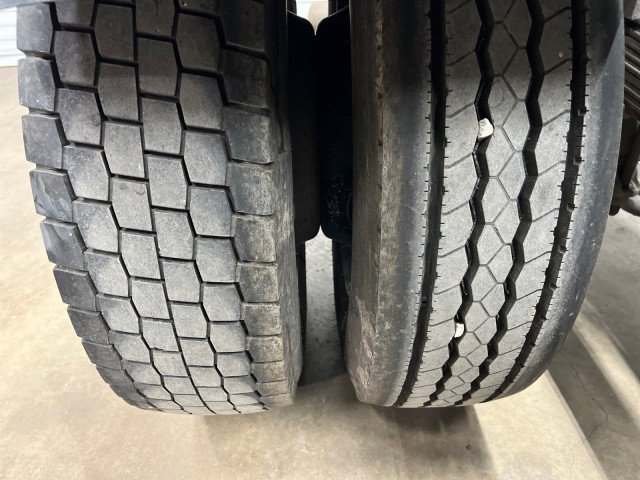 Used 2024 Ford F550 4x4 Crew Cab Super Duty image 38