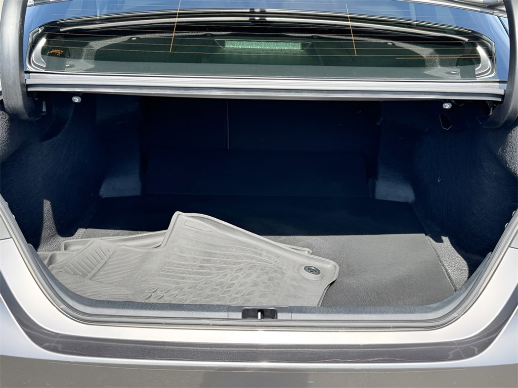 Used 2024 Toyota Camry SE image 17