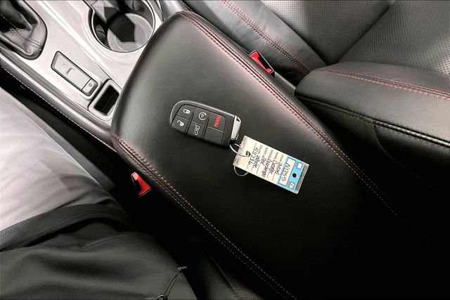 Used 2025 Dodge Durango R/T image 37
