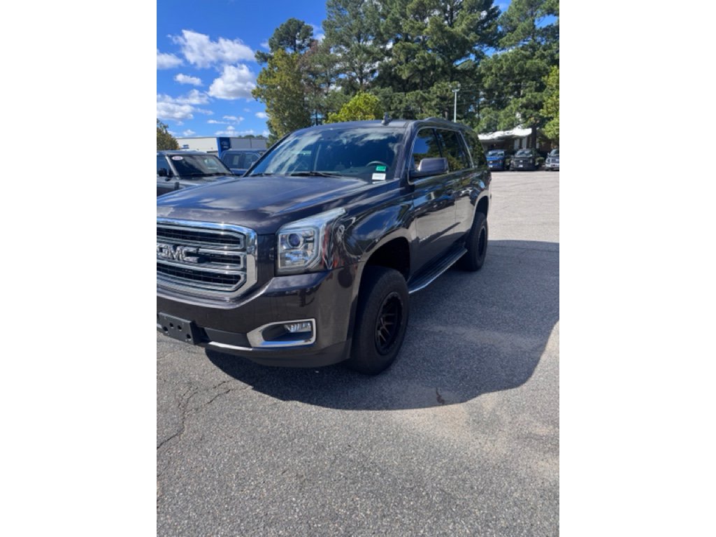 Used 2017 GMC Yukon SLE w/ SLE Value Package
