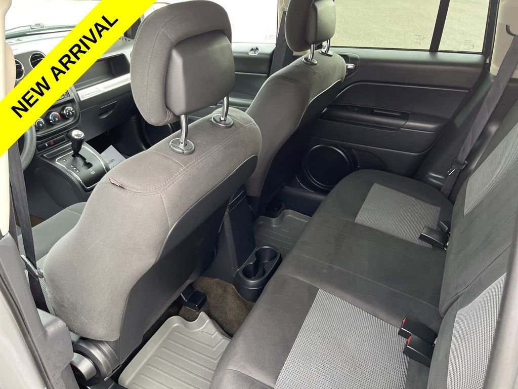 Used 2016 Jeep Compass Sport w/ Power Value Group image 16