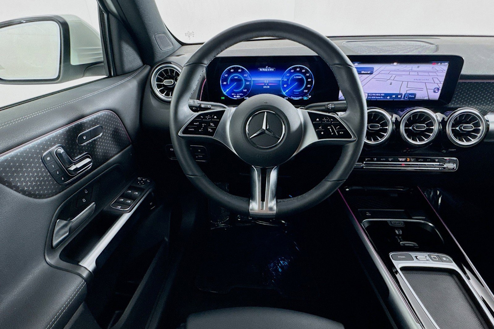Certified 2025 Mercedes-Benz EQB 250+ image 4