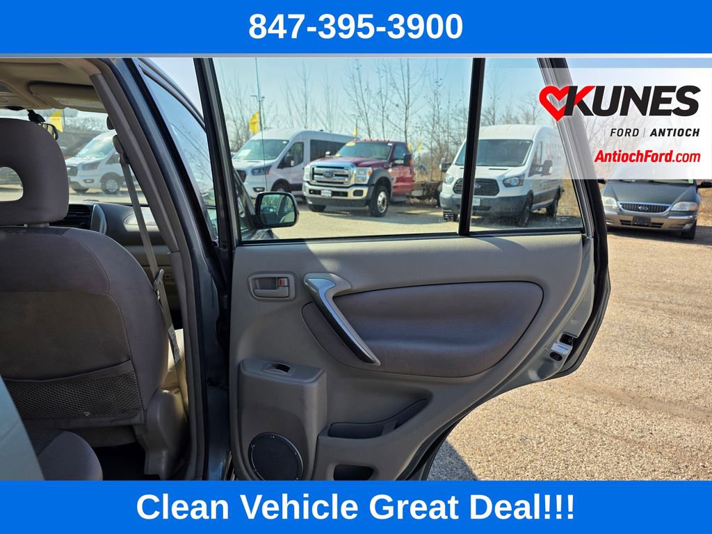 Used 2004 Toyota RAV4 2WD image 17