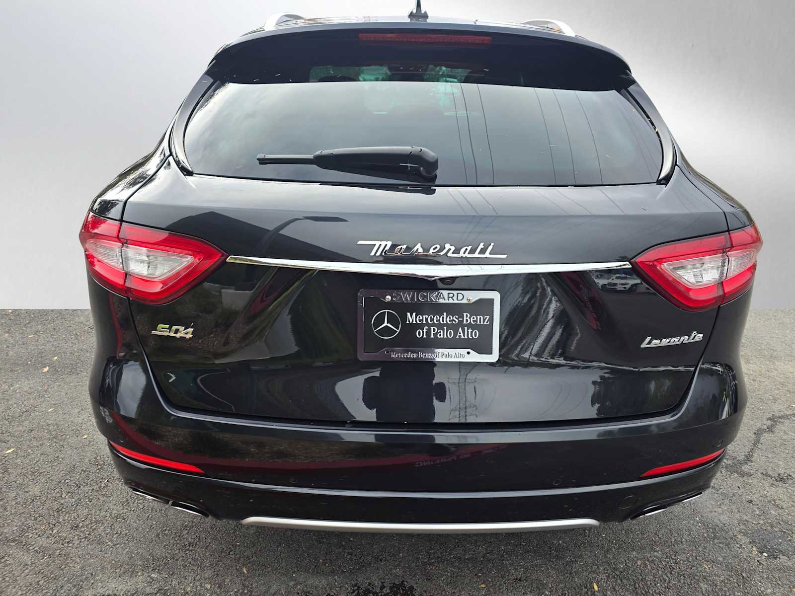 Used 2020 Maserati Levante S GranLusso image 4