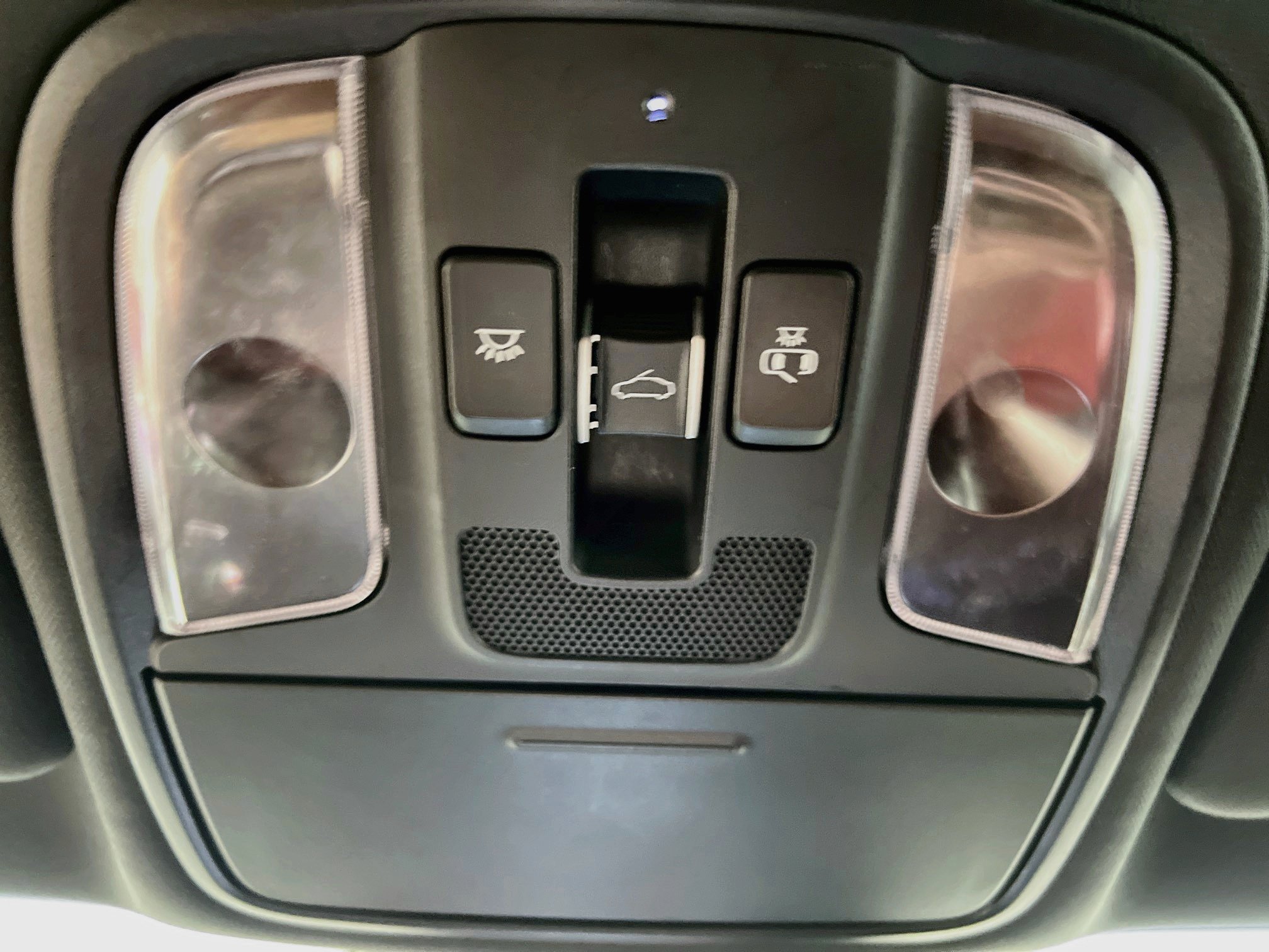Used 2021 Kia Stinger GT2 AWD/4WD image 21