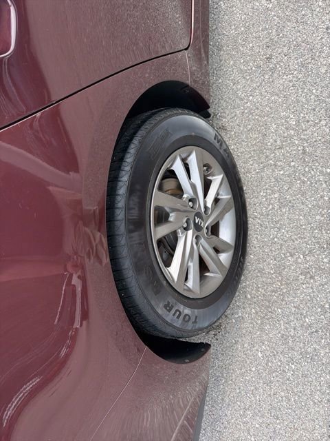 Used 2020 Kia Optima LX image 12