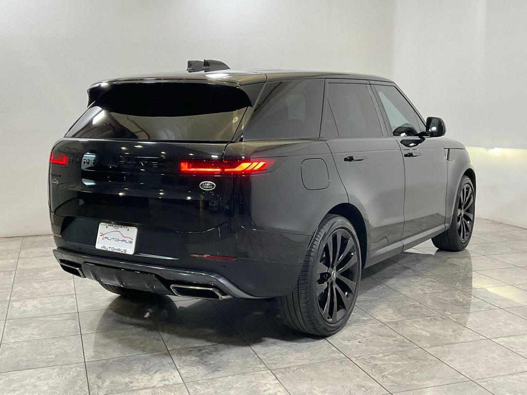 Used 2023 Land Rover Range Rover Sport SE image 9