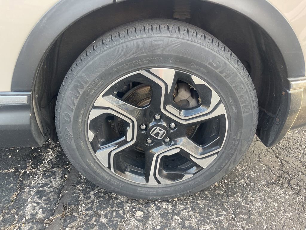 Used 2018 Honda CR-V Touring image 10